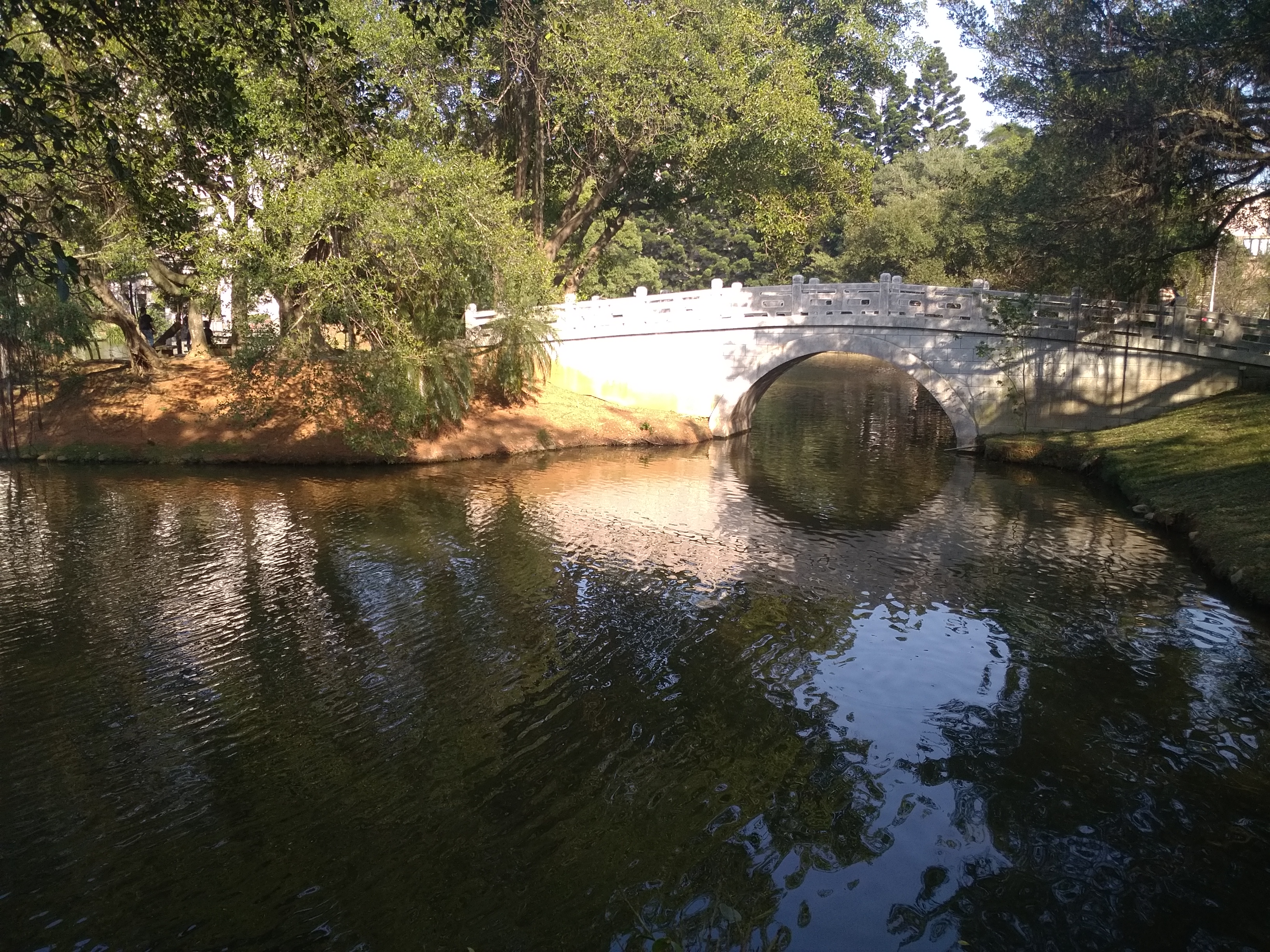 拱橋。第1張